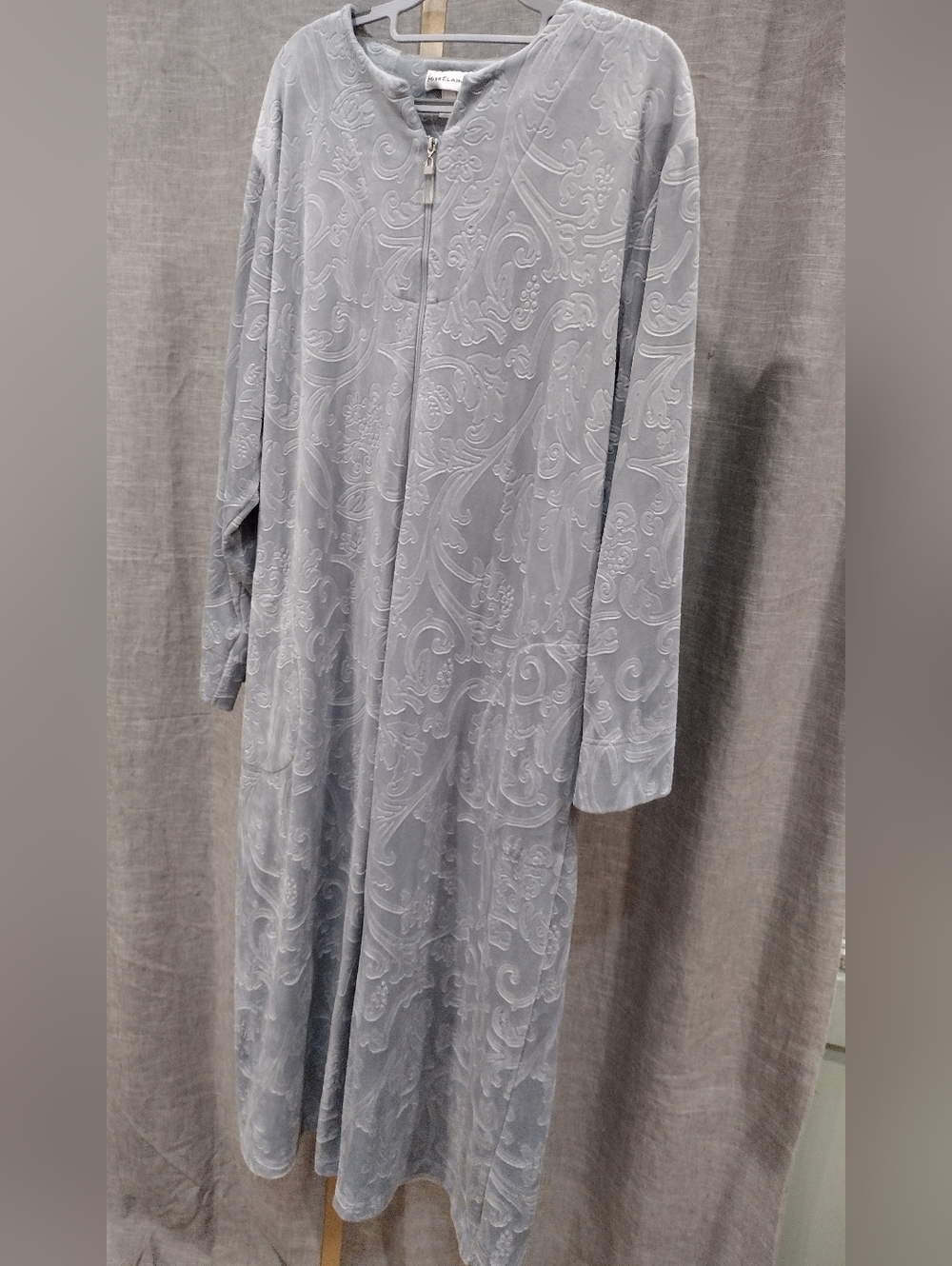 Miss Elaine Light Gray Embossed Zip Robe